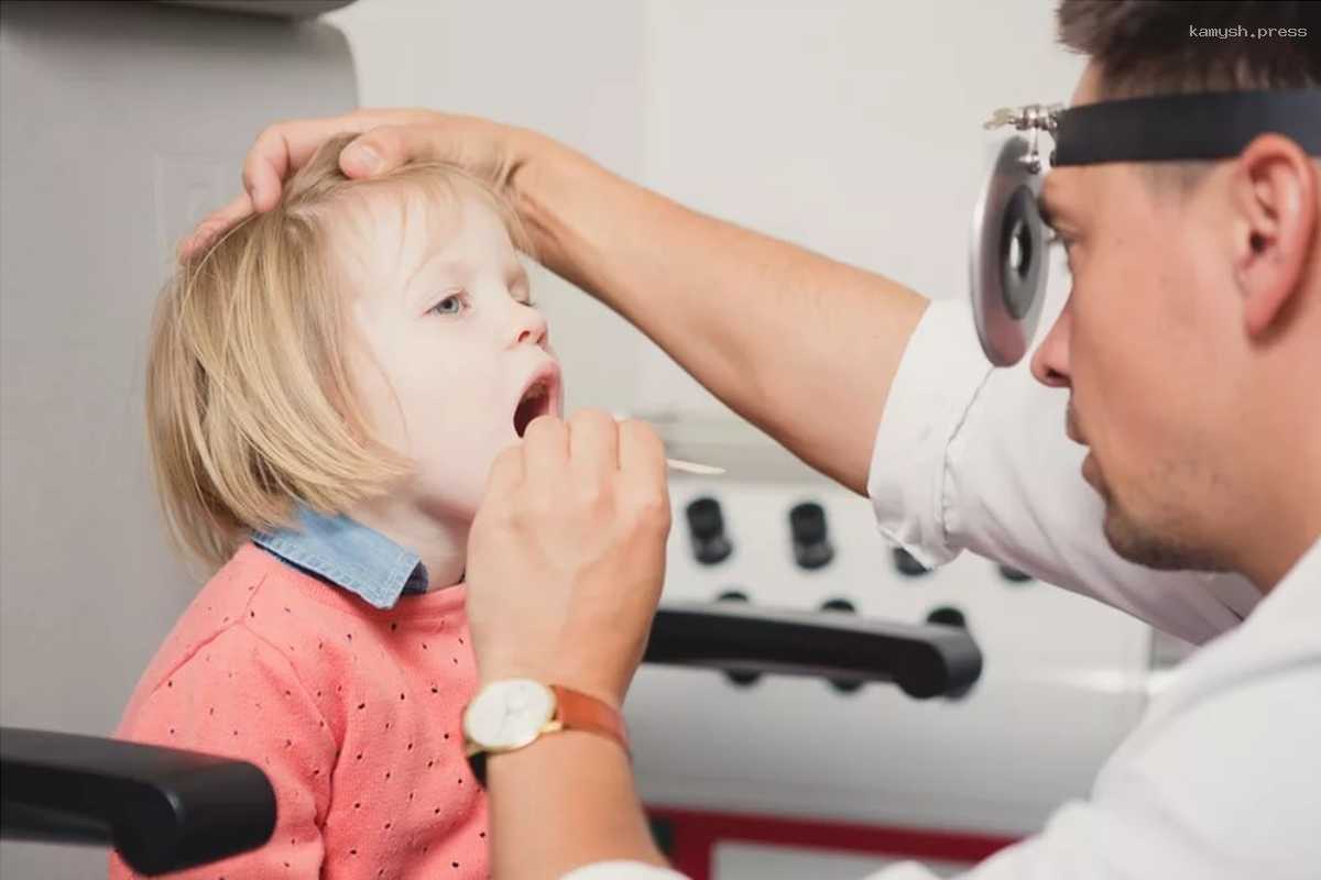 В больнице Пушкина рассказали о патологии, при которой выпитая вода льется через нос