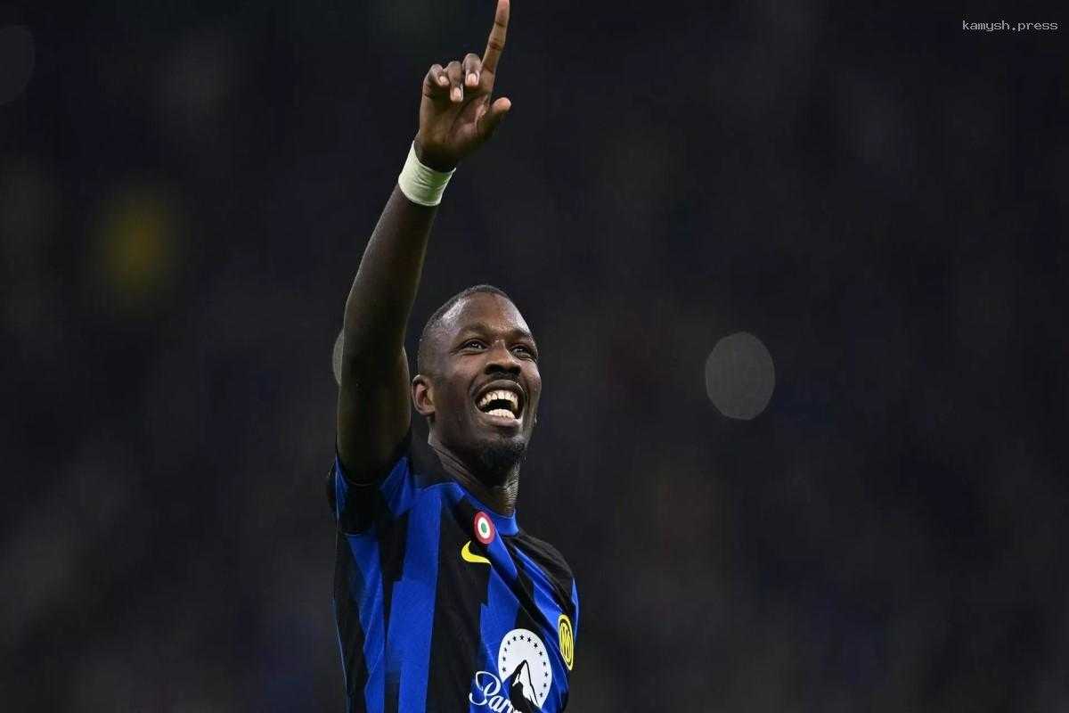 «Милан» и «Интер» доигрывали матч в неполных составах