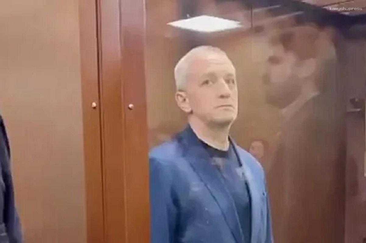 Главу букмекера «Мелбет» обвинили в хищении 90 млн рублей, фигуранту дела запрещено совершать определенные действия