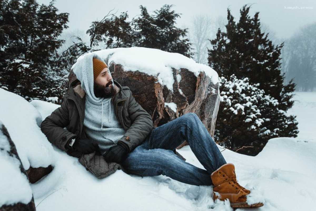 Уролог Асаханов призвал мужчин не забывать о подштанниках весной