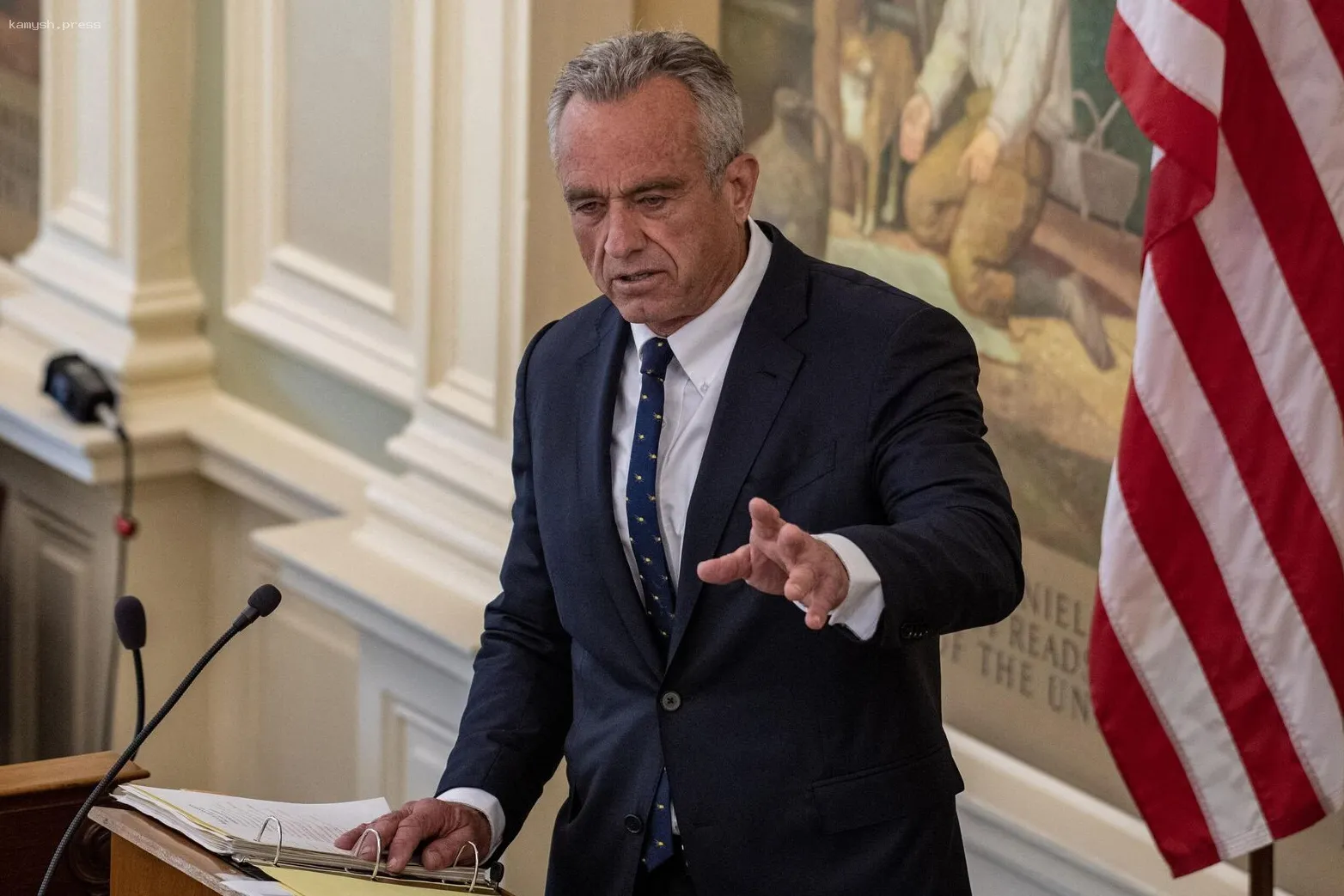 Кеннеди-младший считает обстрел пляжа в Севастополе актом войны