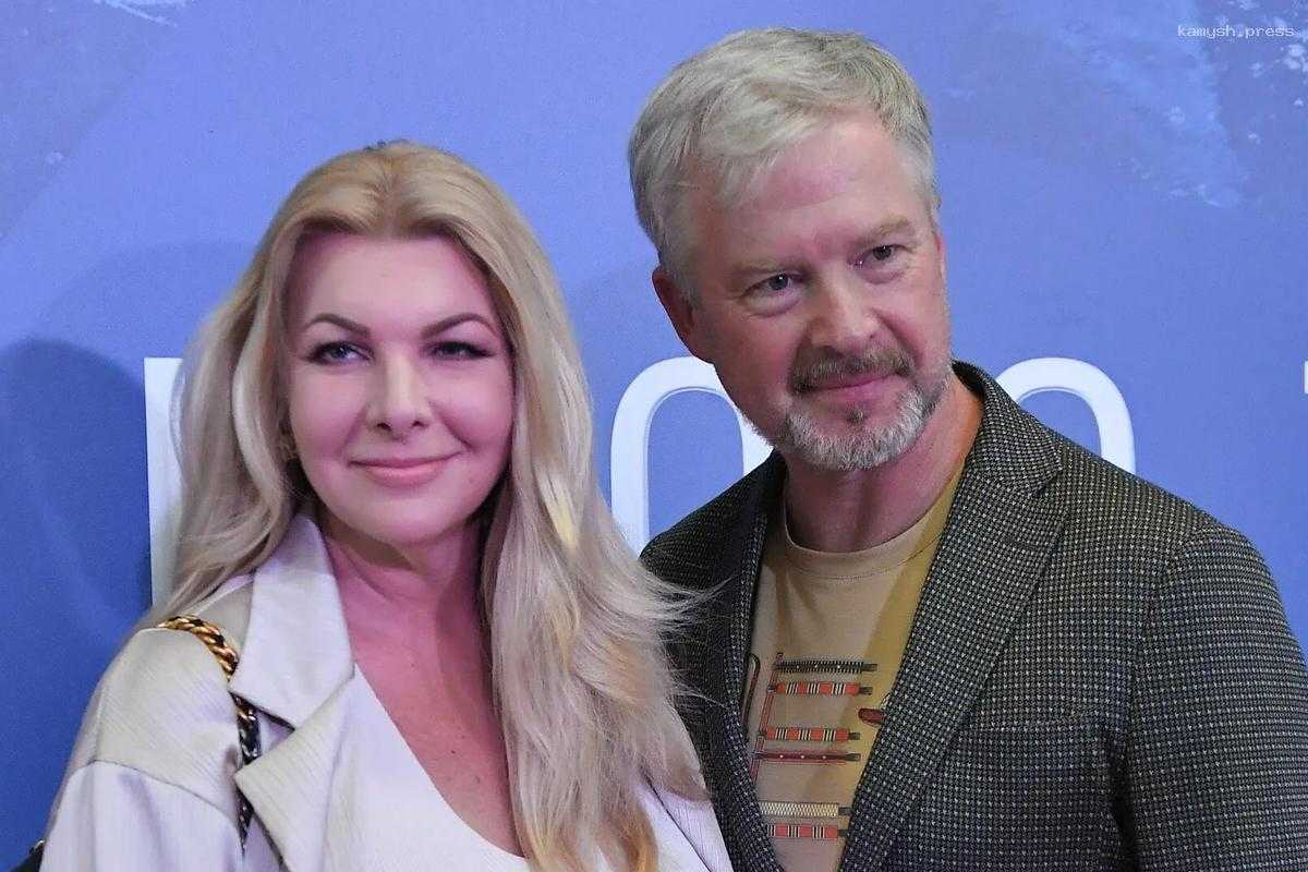 Резко похудевший Валдис Пельш после долгого затворничества появился на публике