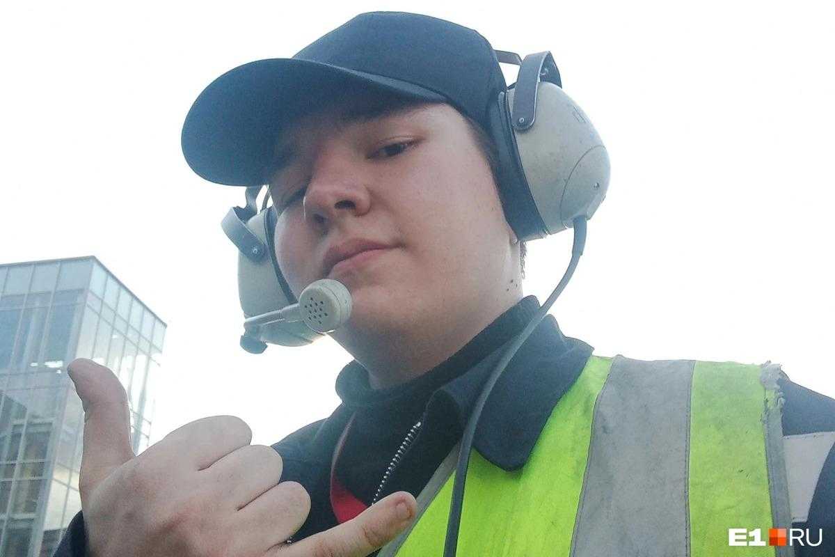 В Екатеринбурге молодому человеку ампутировали ногу после того, как на него наехал самолет