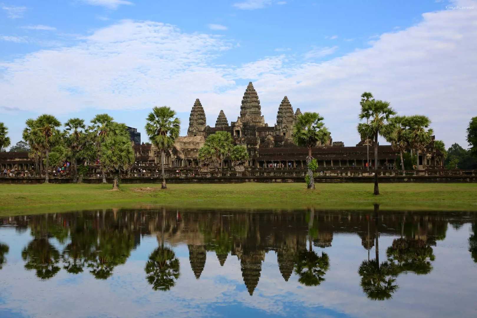 Россия рассматривает возможность введения прямых авиарейсов в Камбоджу