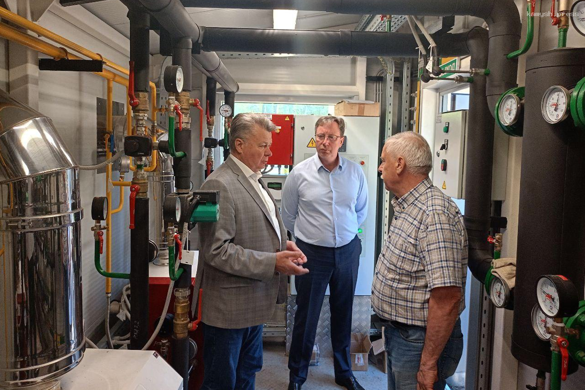 Депутат Мособлдумы Николай Черкасов посетил поликлинику в Пушкине