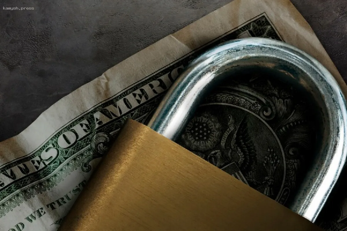 Как новые санкции США отразятся на России, объяснил экономист