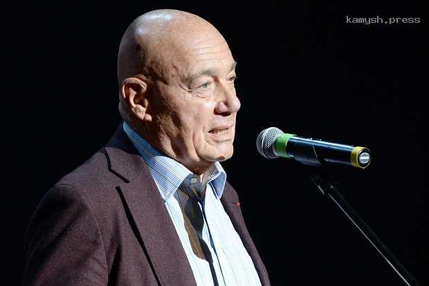 В парламенте Нидерландов потребовали объяснить, почему разрешили концерт российских ведущих