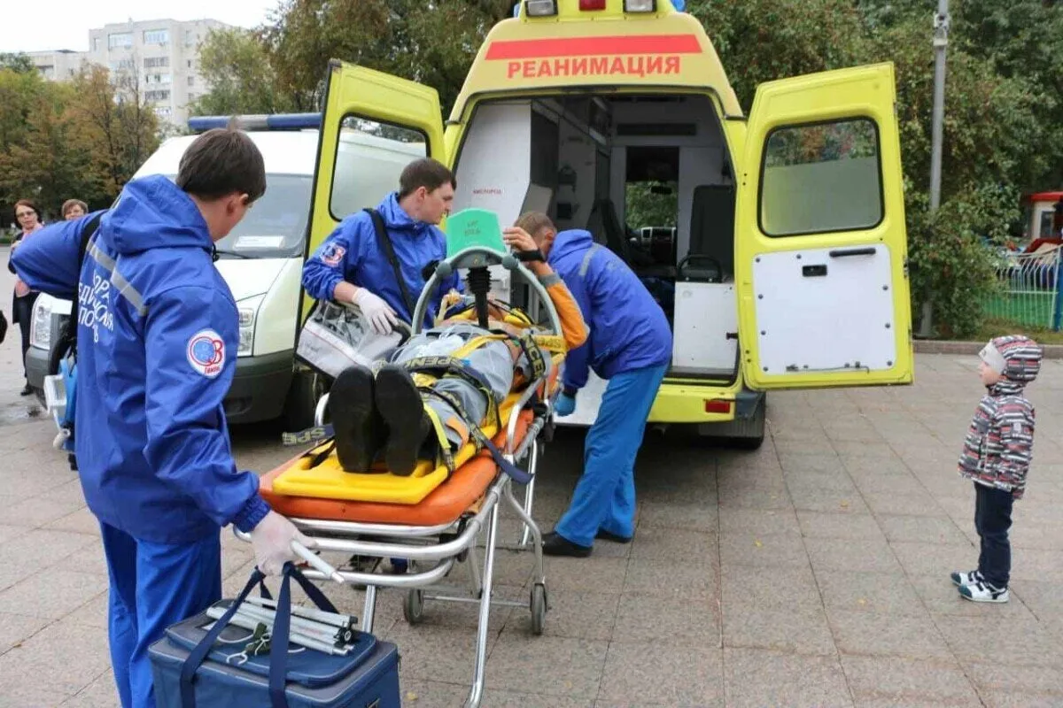 Порядок действий при недомогании после еды: комментирует врач-инфекционист