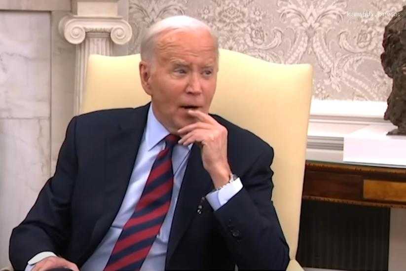 Байден опозорился на глазах у журналистов в Белом доме