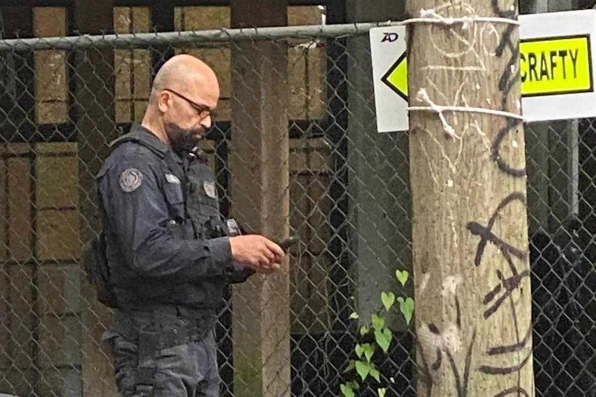 Джеффри Райт замечен на съемках второго сезона «Одни из нас»