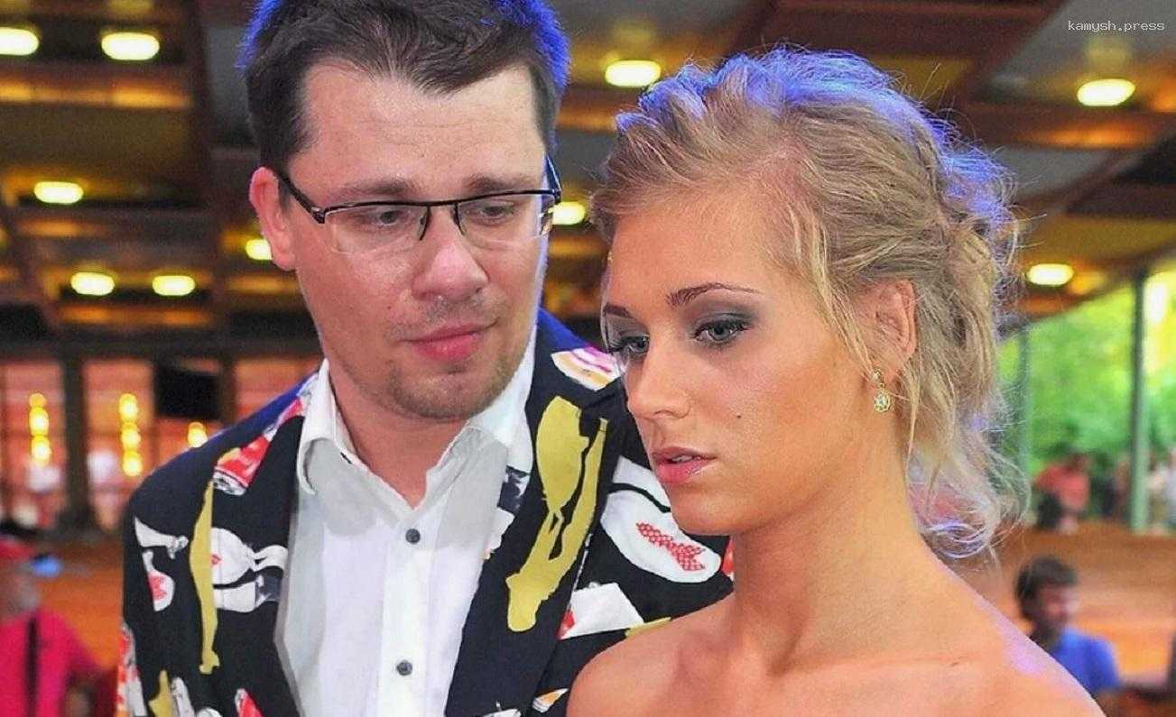 Бывшая не выдержала: Кристина Асмус оценила решение Гарика Харламова жениться