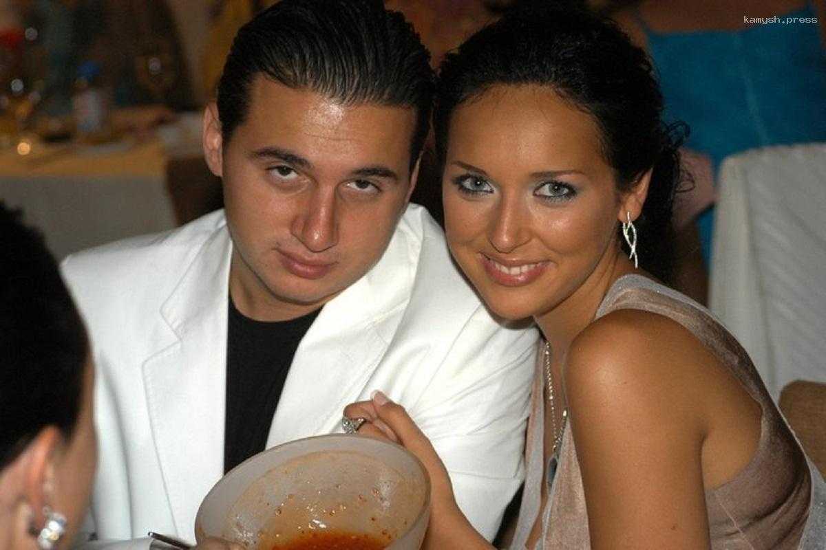 Адвокат Рябченко рассказал, как Алсу и Ян Абрамов будут делить общее имущество и детей