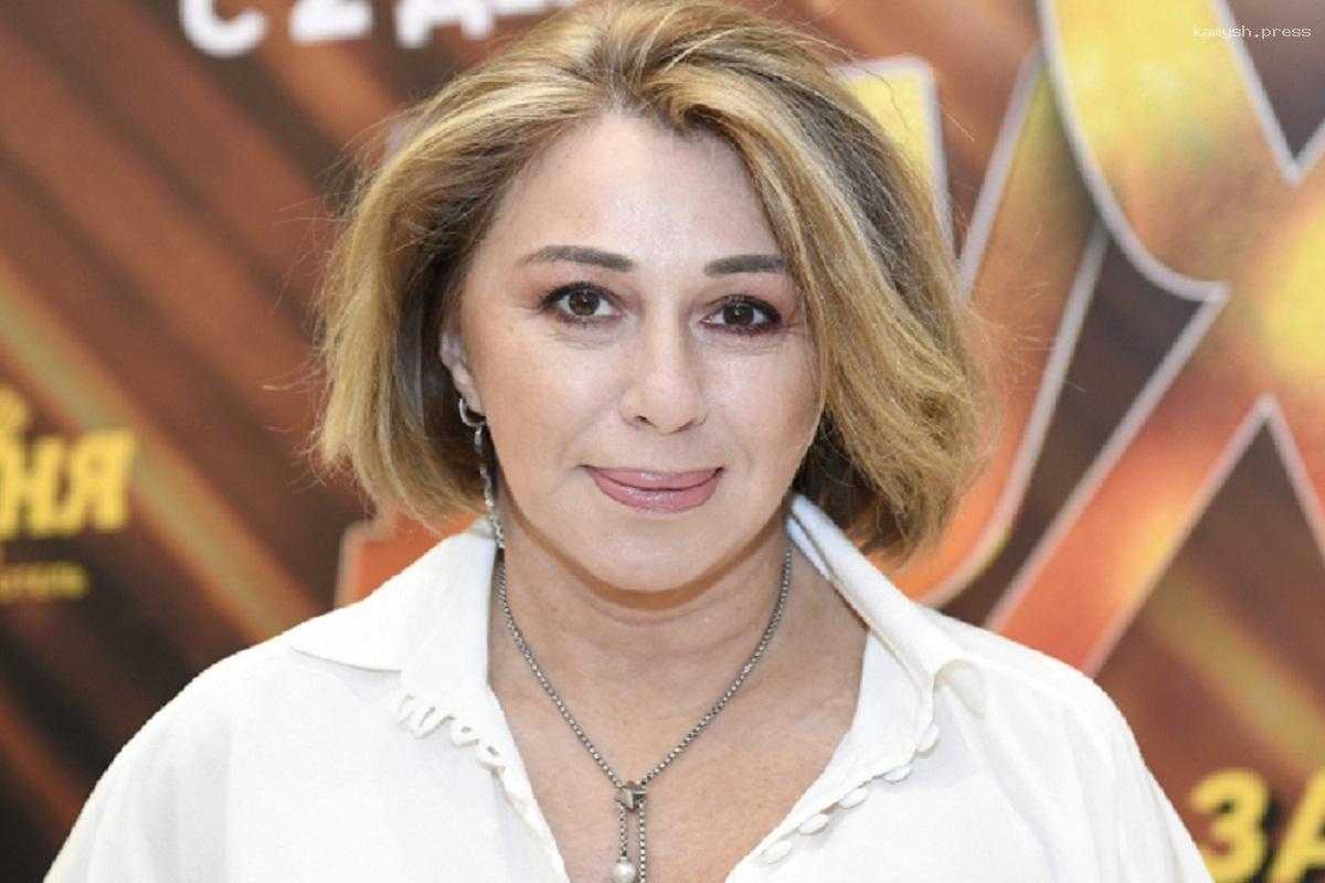 Певица Алена Апина собирается судиться с новыми солистками группы «Комбинация»