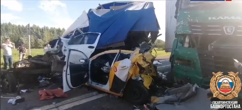 Массовая авария произошла в Иглинском районе Башкирии