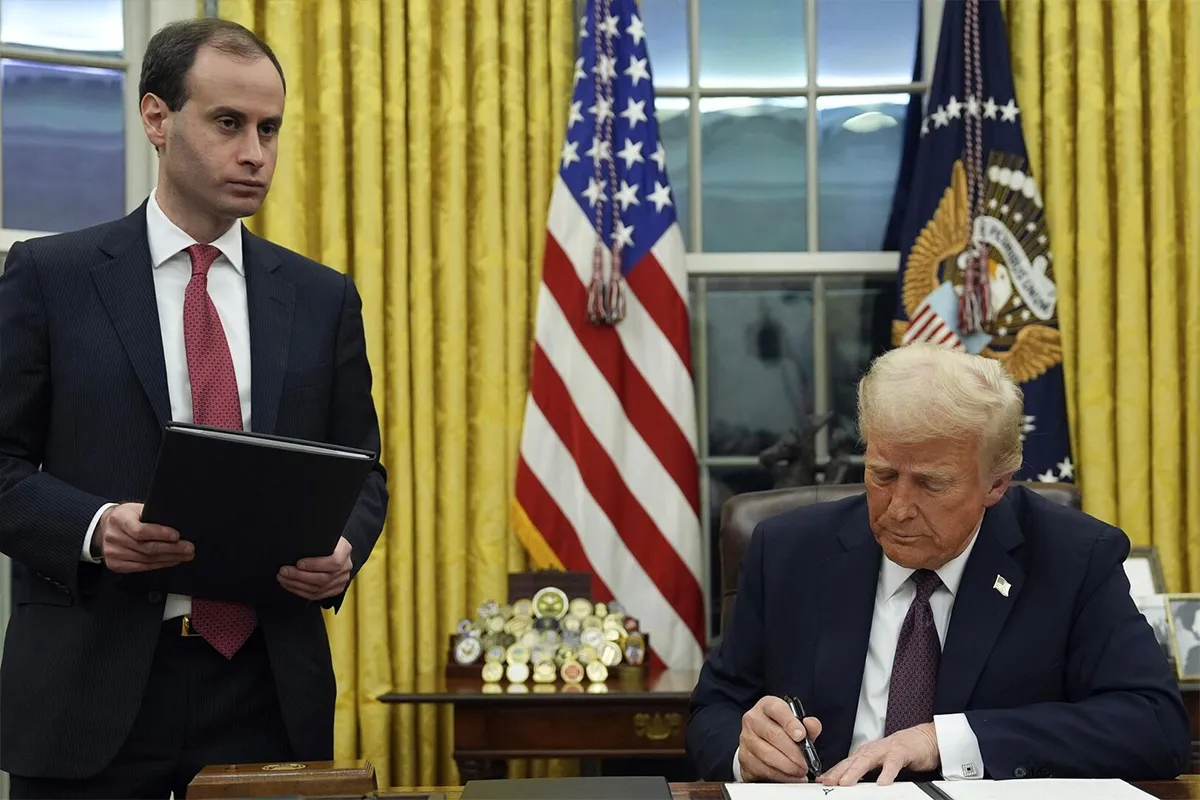 Суд заблокировал указ Трампа, ограничивающий право гражданства по рождению