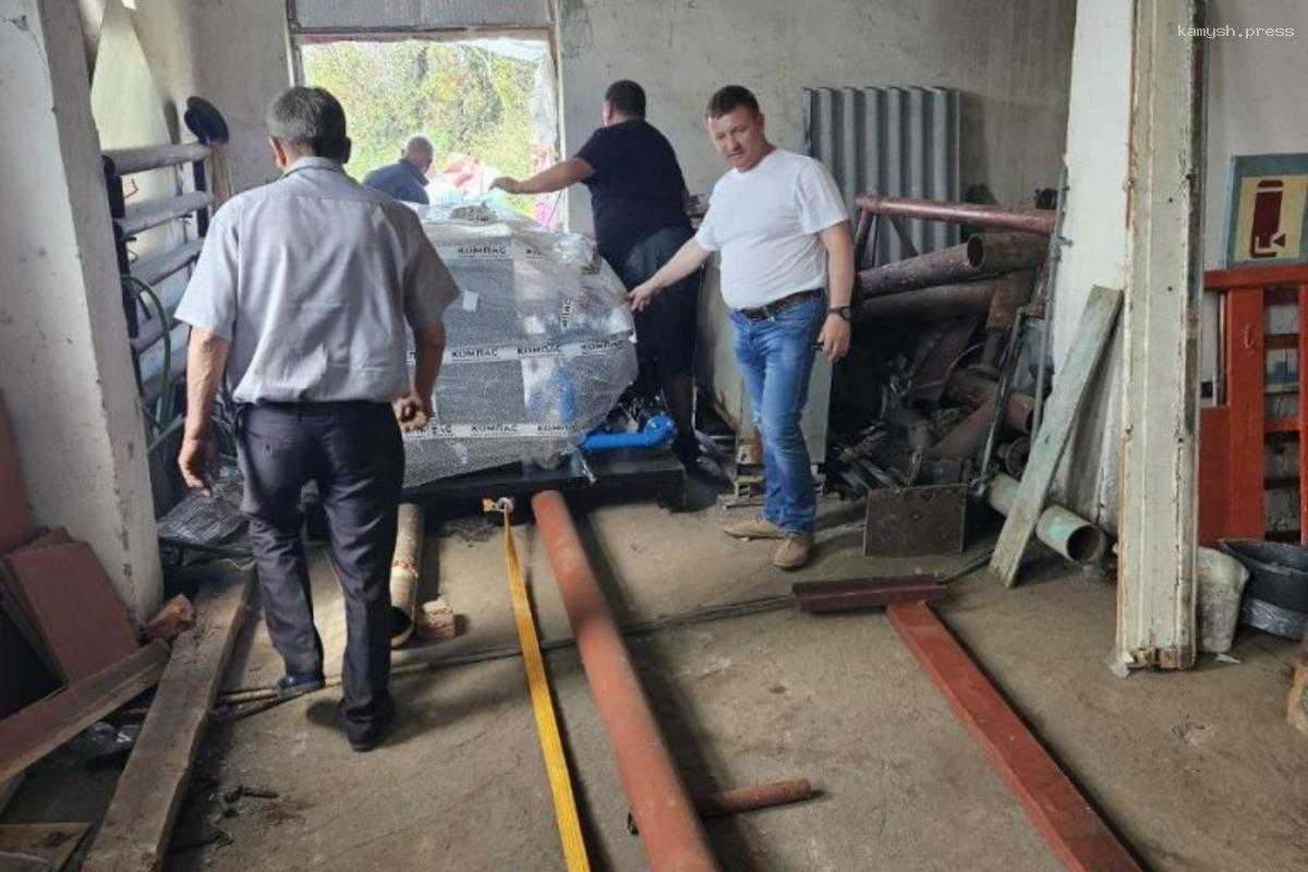 Водоснабжение и отопление в Запорожской области помогают восстанавливать рабочие из Чувашии