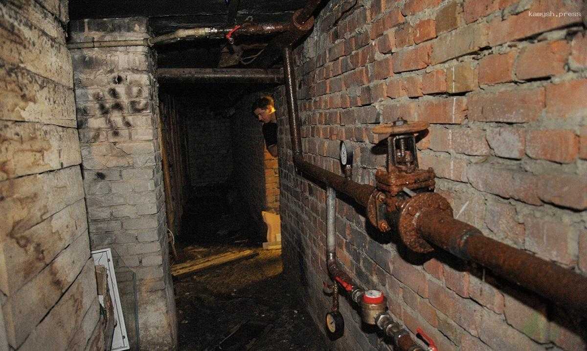 Под Батайском полиция с собаками искала школьницу, которую похитила и заперла в подвале ее подружка