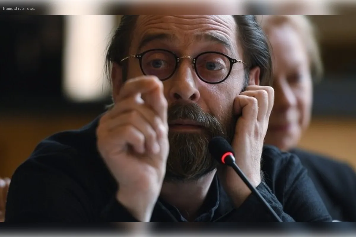 В «Ленкоме» ждут нового президента и художественного руководителя