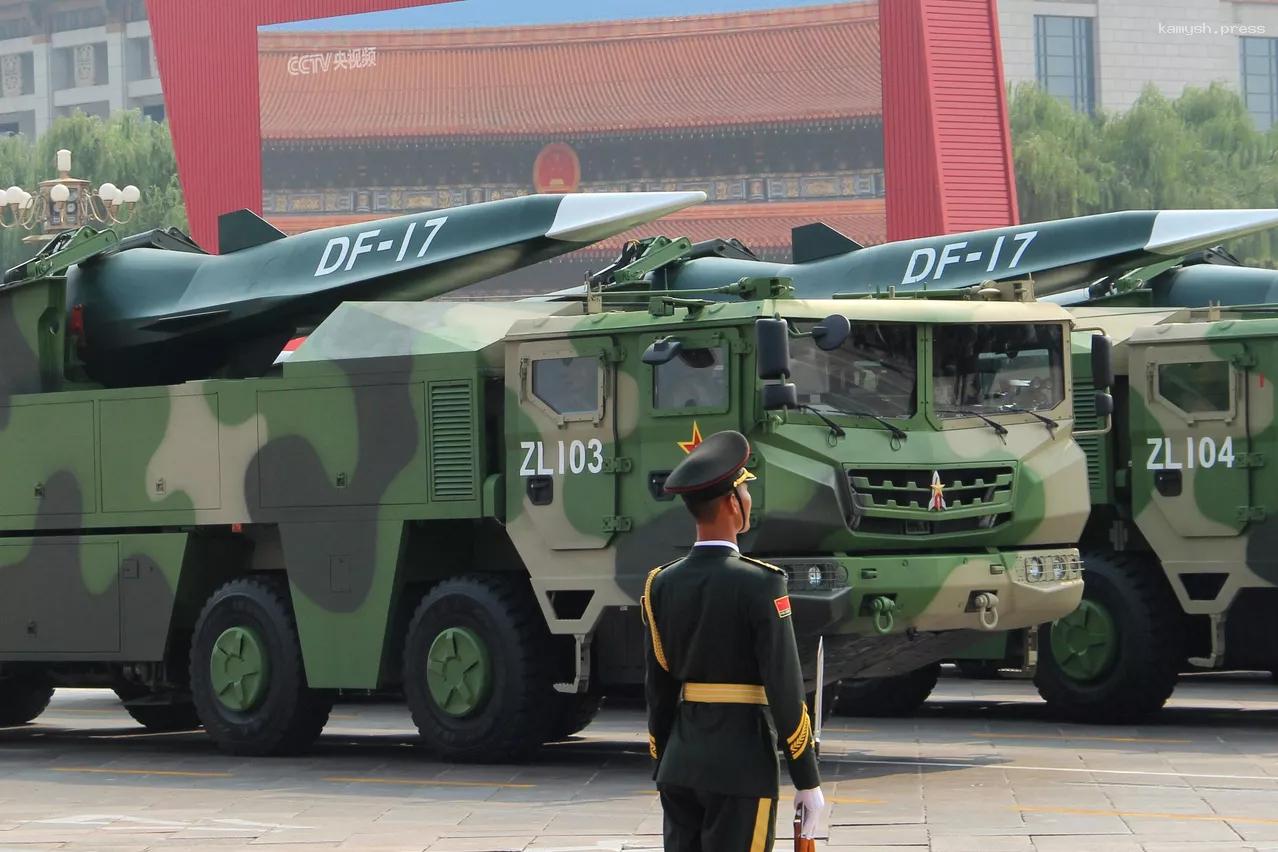 Американский сенатор предположил, когда КНР превзойдет США по военной мощи