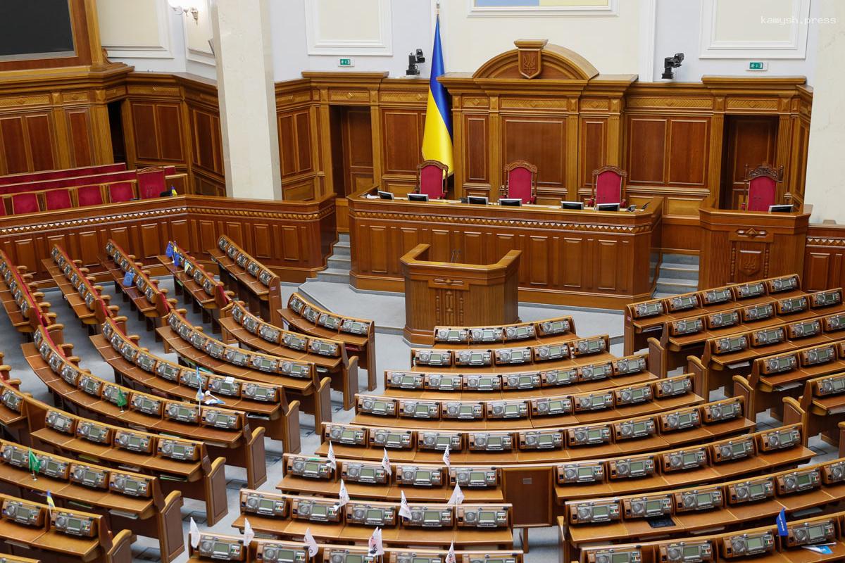 Депутаты Верховной Рады предлагают сократить полномочия военкоматов после скандала с врачами в Одессе