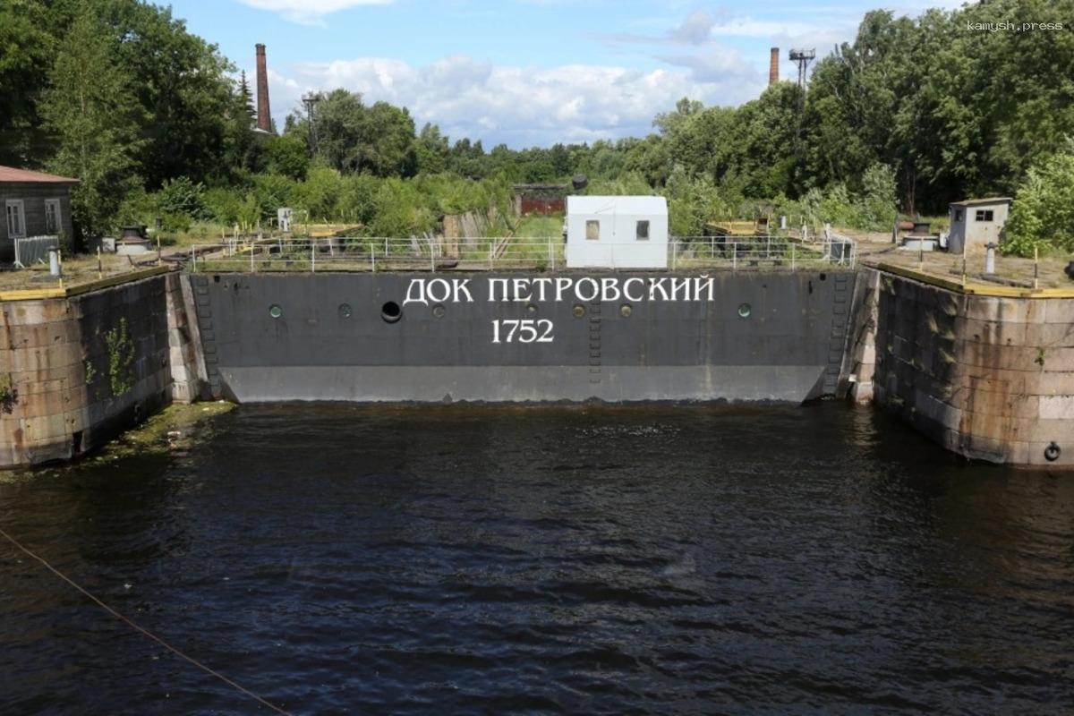 Петровский док в Кронштадте начнет принимать туристов