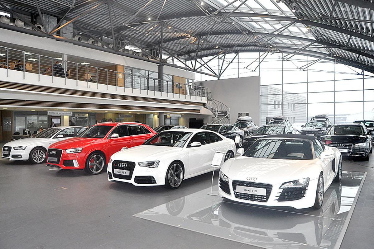 Российские дилеры: Санкции против Мосбиржи пока не приведут к подорожанию иномарок
