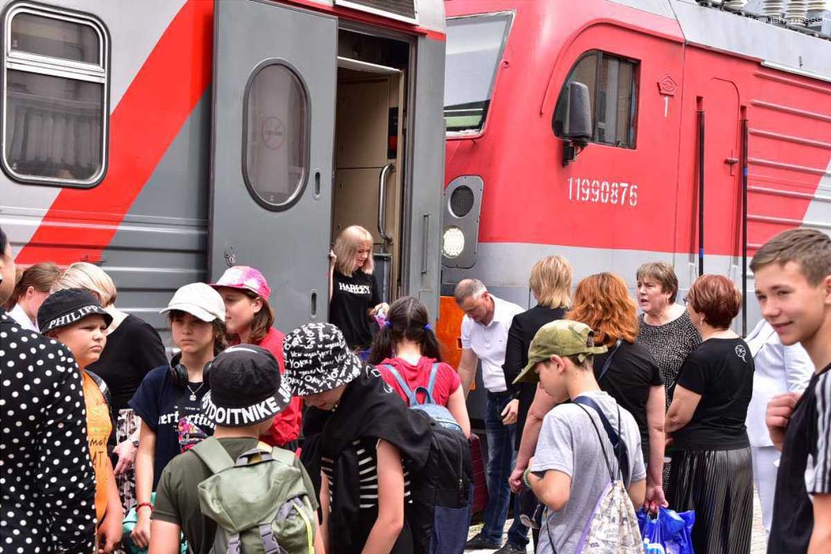 Сергей Меняйло: Северная Осетия готова принять 100 детей из подшефного района Запорожской области