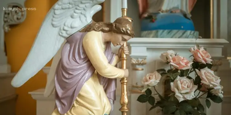 День ангела Ростислава и Михаила: что нельзя делать 14 марта