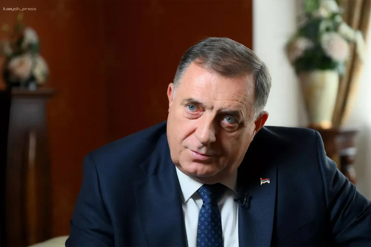 Сербский вице-премьер предрек арест Додика