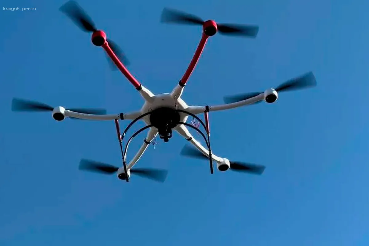 В Краснодарском крае произошла масштабная атака беспилотников, несколько домов повреждены