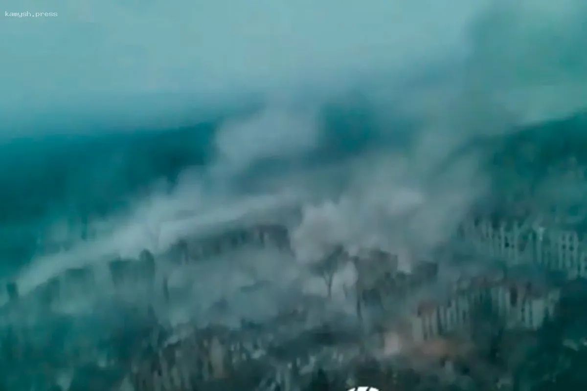 Десантники 98-й дивизии ВДВ в Часовом Яре оказали помощь раненому и отразили атаки дронов