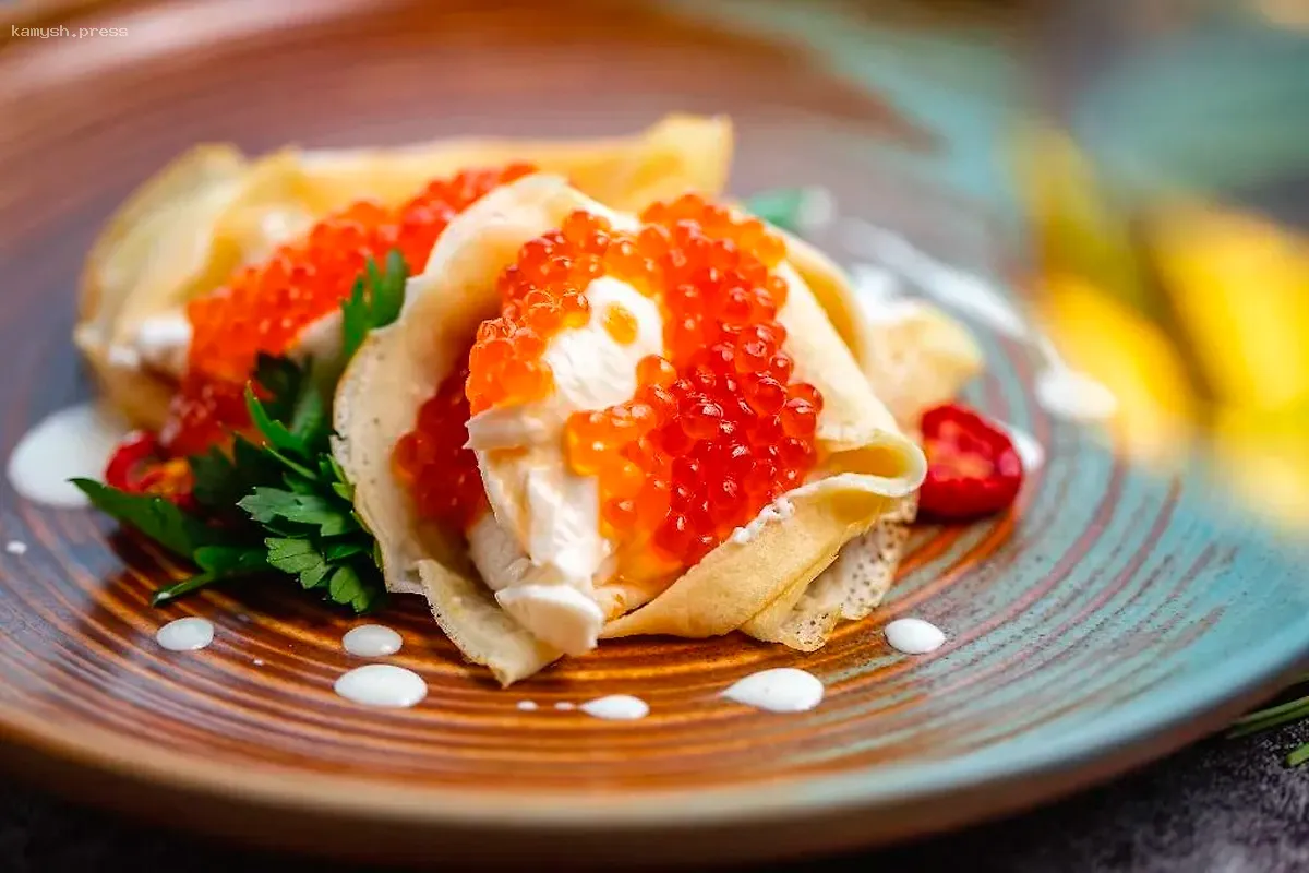 Аналитики оценили стоимость порции блинов на Масленицу в 2025 году