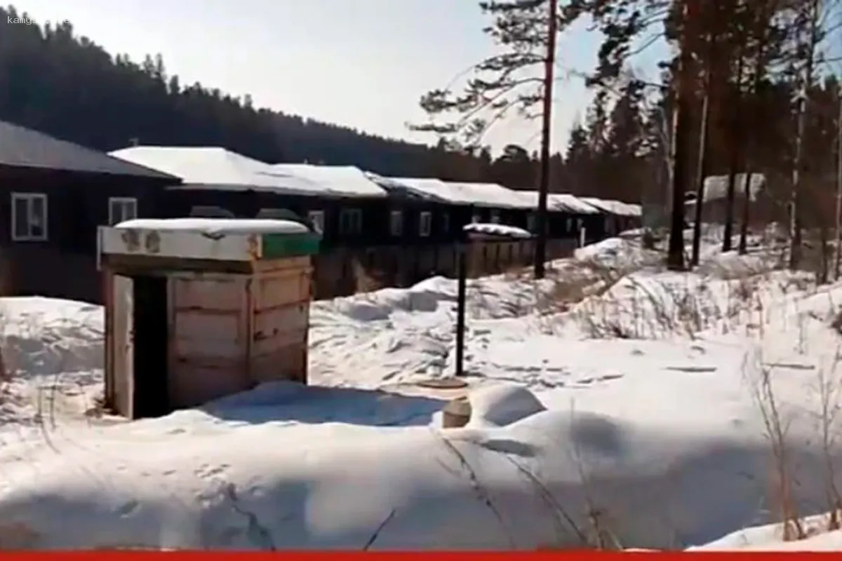 Жители Иркутской области продолжают жаловаться на загрязнение реки из-за стоков