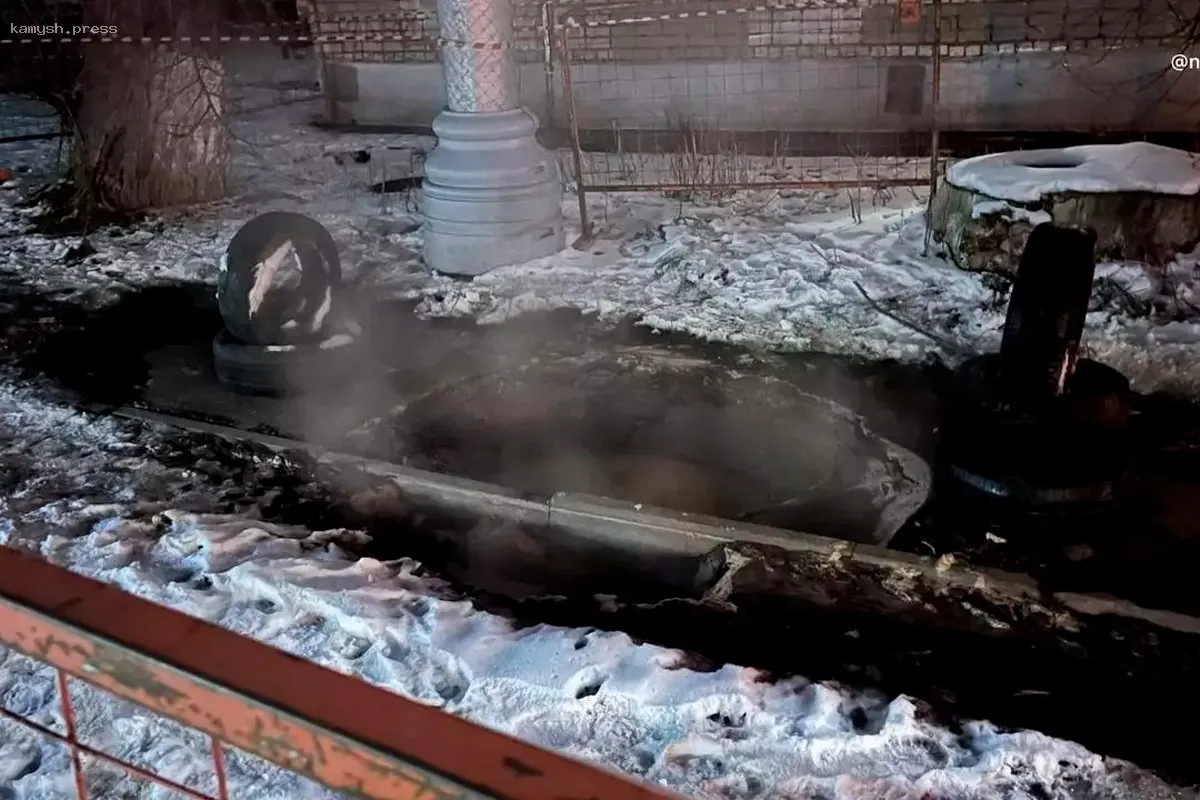 Три человека пострадали в результате аварии на теплотрассе в Нижнем Новгороде