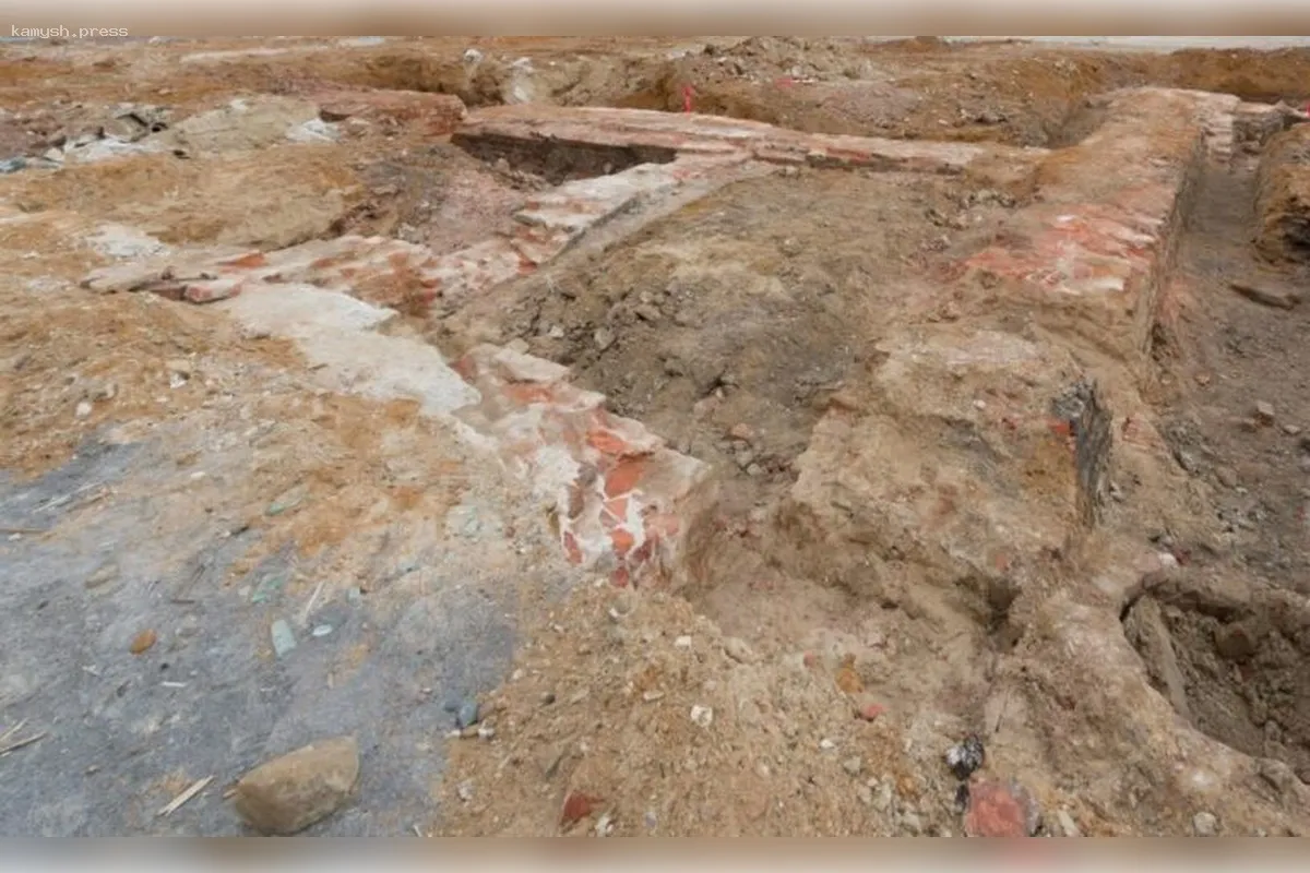 На дне турецкого озера Ван найдены следы древнего города