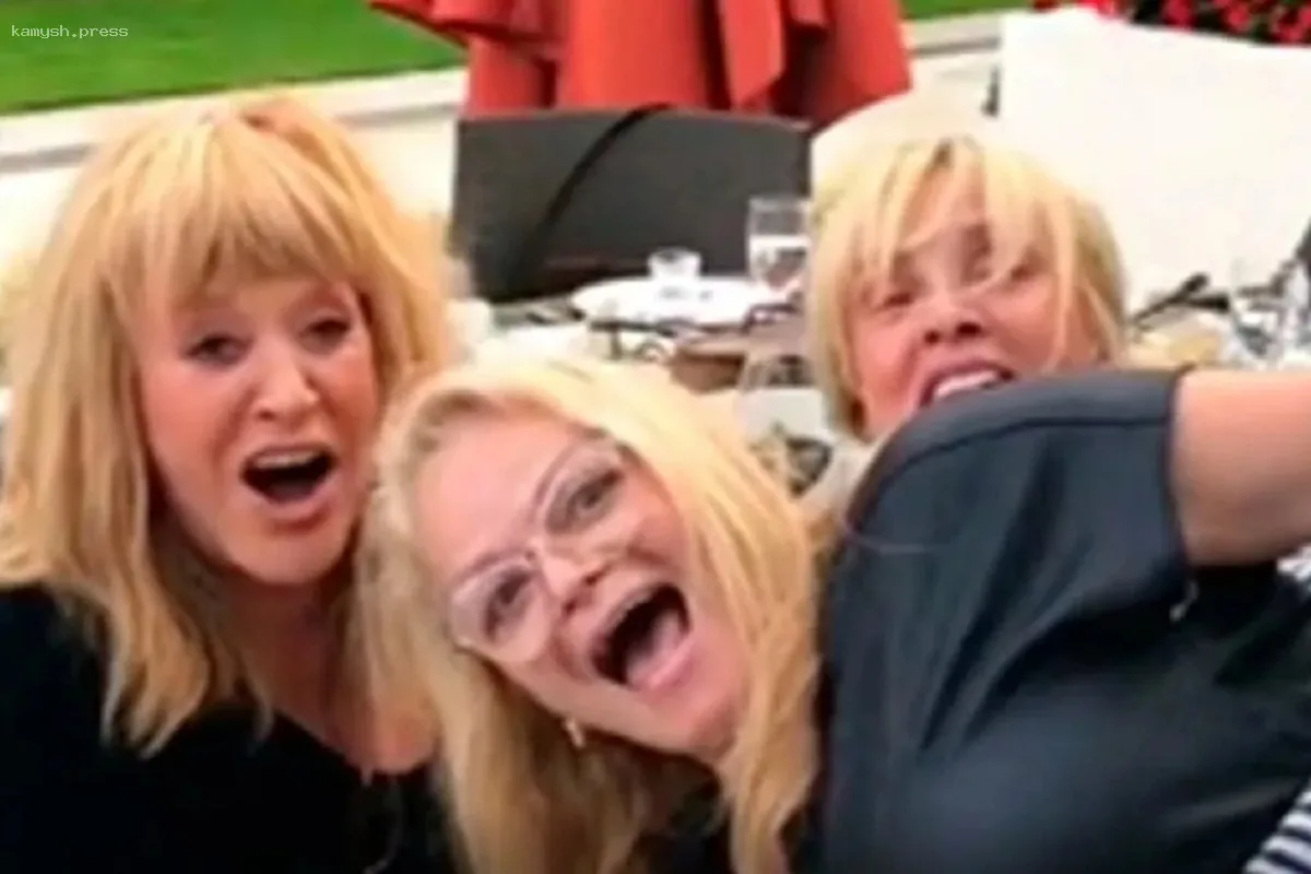 Неуместно: Лариса Долина выступила против аннулирования наград Аллы Пугачевой