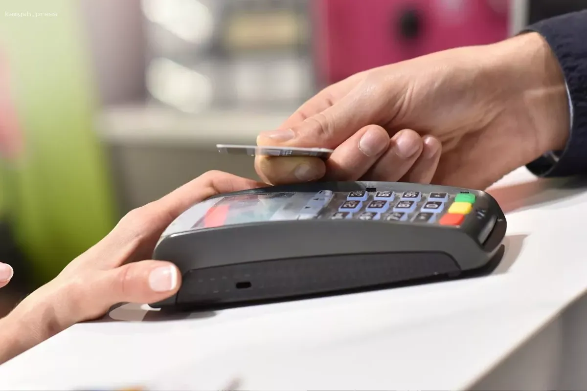 В Пушкинском округе полицейские задержали подозреваемого, который растрачивал 29 тысяч рублей с чужой карты