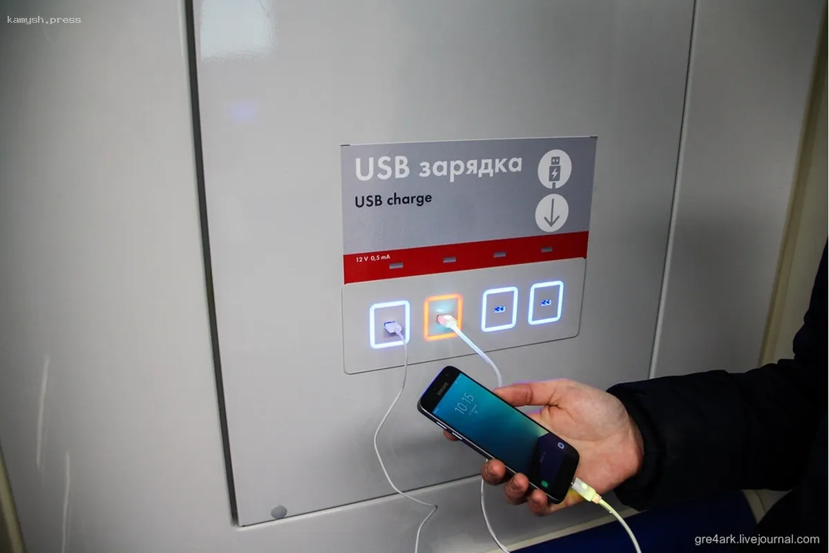 В петербургском метро может появиться возможность подзарядки мобильных устройств