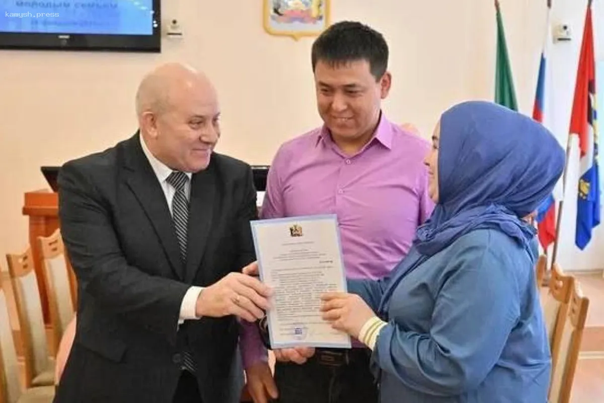 СК РФ инициировал расследования по факту выдачи жилищных сертификатов мигрантам