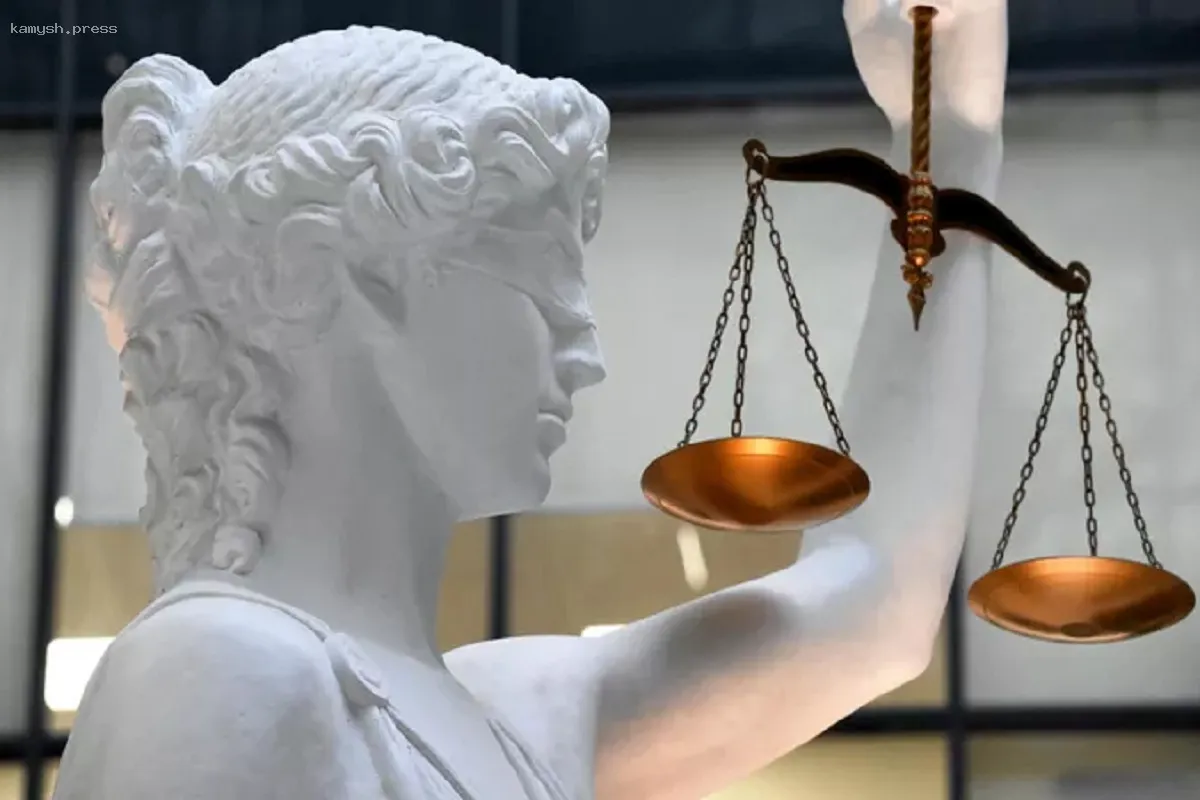 В Красноярске руководителя фонда капремонта отправили на семь лет в колонию