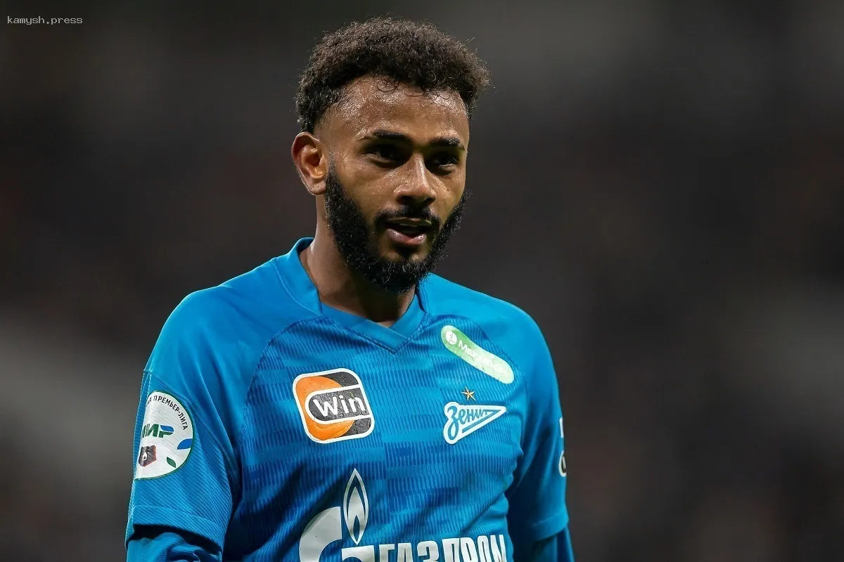 Провокация или системная проблема общества: как убрать расизм с футбольных трибун