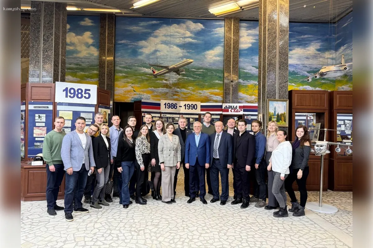 Спикер Заксобрания Кировской области Роман Береснев: Повышение статуса молодежных лидеров — важная задача