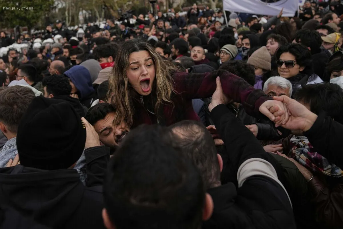 Эрдоган пригрозил призывающим к «массовому террору» в Турции