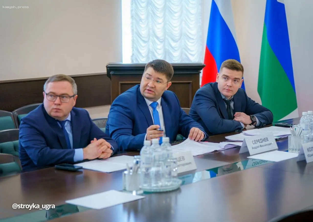 Арест двух высокопрофильных чиновников ХМАО продлен в связи с делом о мошенничестве с автобусами