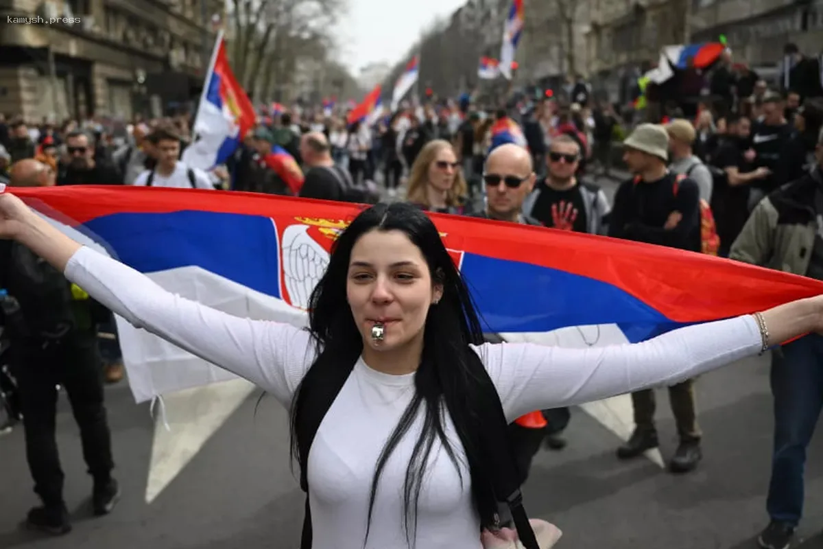 В Сербии протестующие отвергают возможность диалога с властями