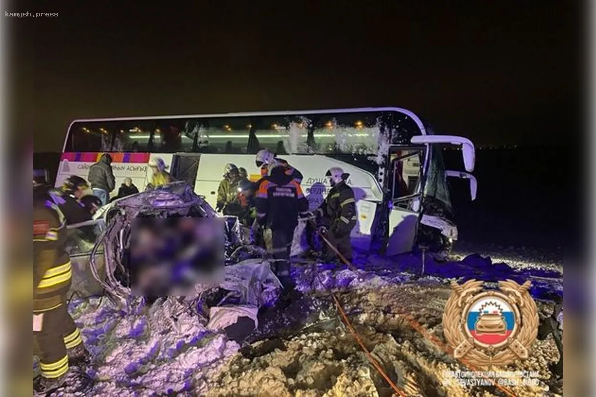 В Оренбургской области молодая пара трагически погибла на пути в аэропорт