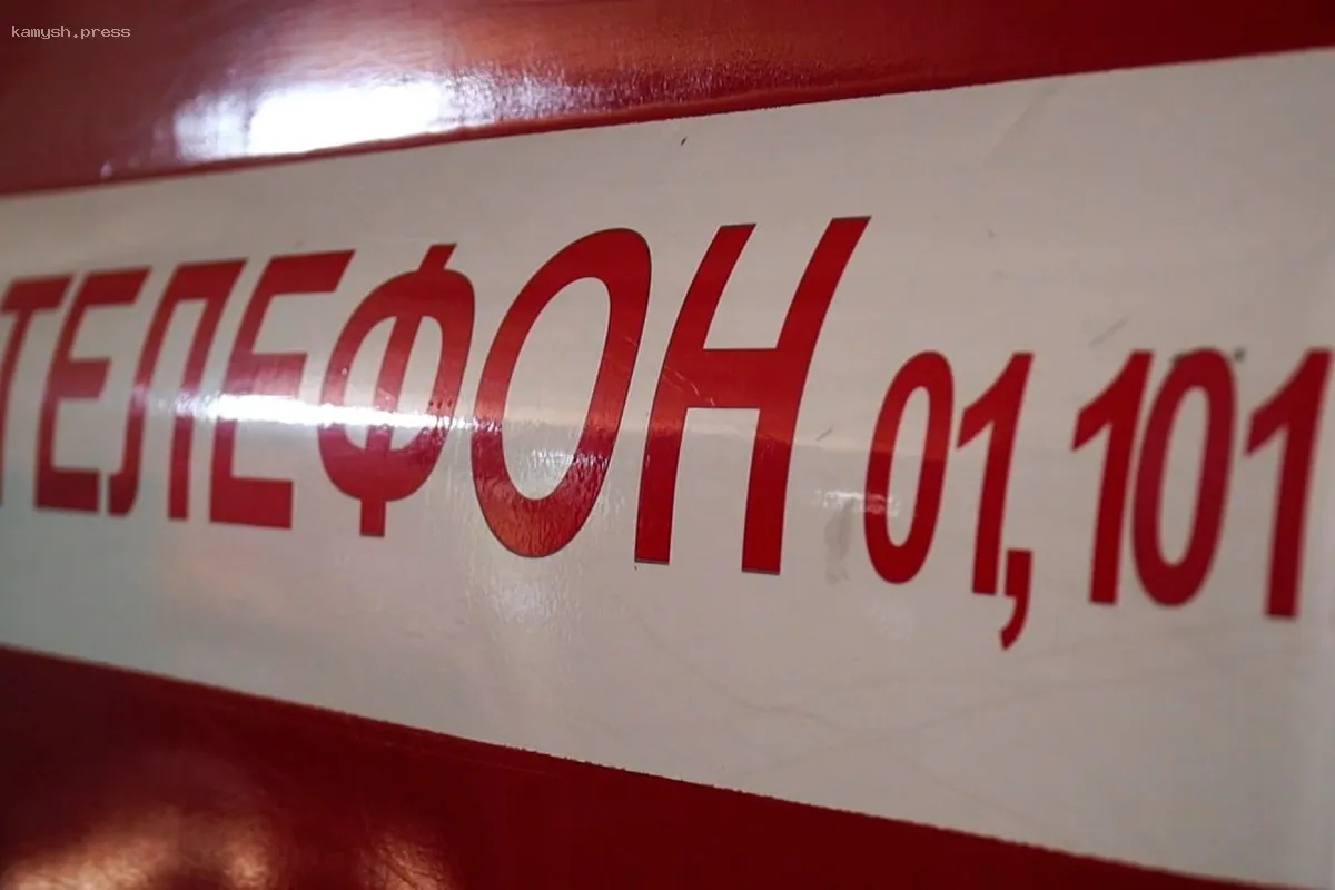 Пожар на нефтебазе в Краснодарском крае охватил площадь 1700 кв. м и продолжается ликвидация