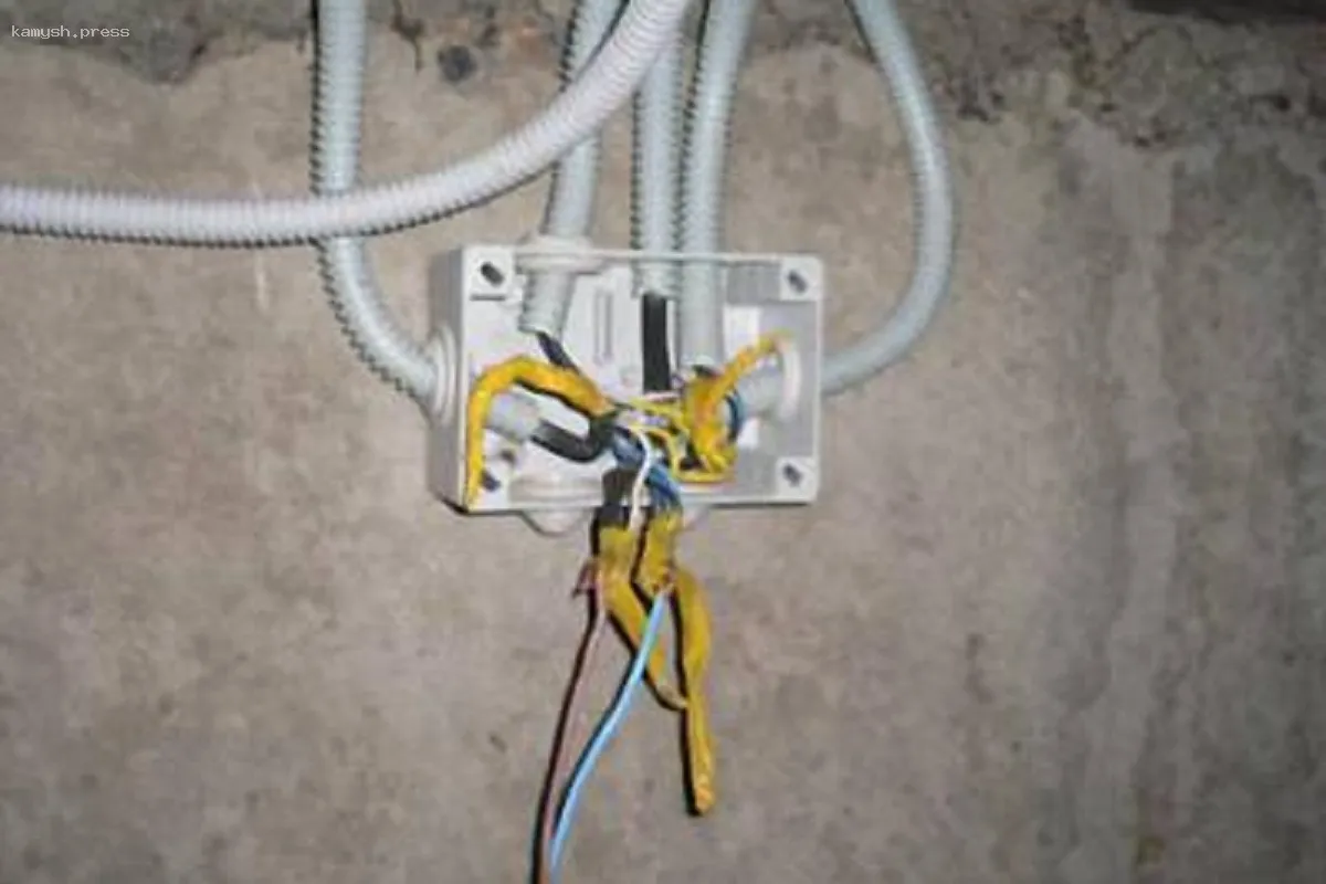 В Перми женщина оштрафована на 2,2 миллиона рублей за несанкционированное подключение к электросети