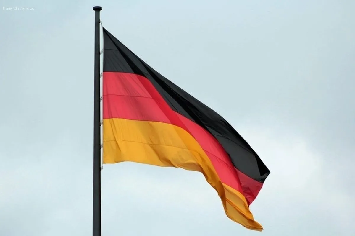 Шольц может завершить карьеру: финальные дебаты в Германии принесли откровенные комментарии