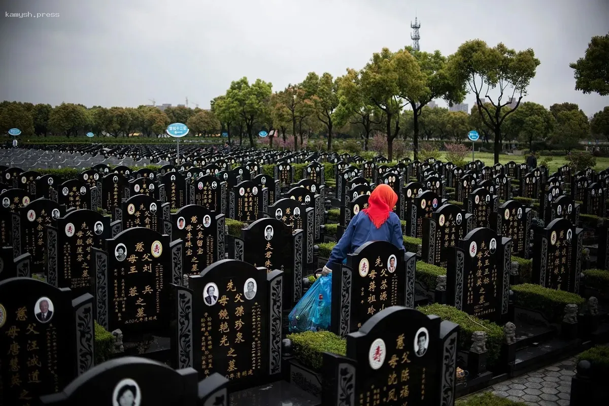 Китаянка оставалась верной своему мужу в течение 80 лет